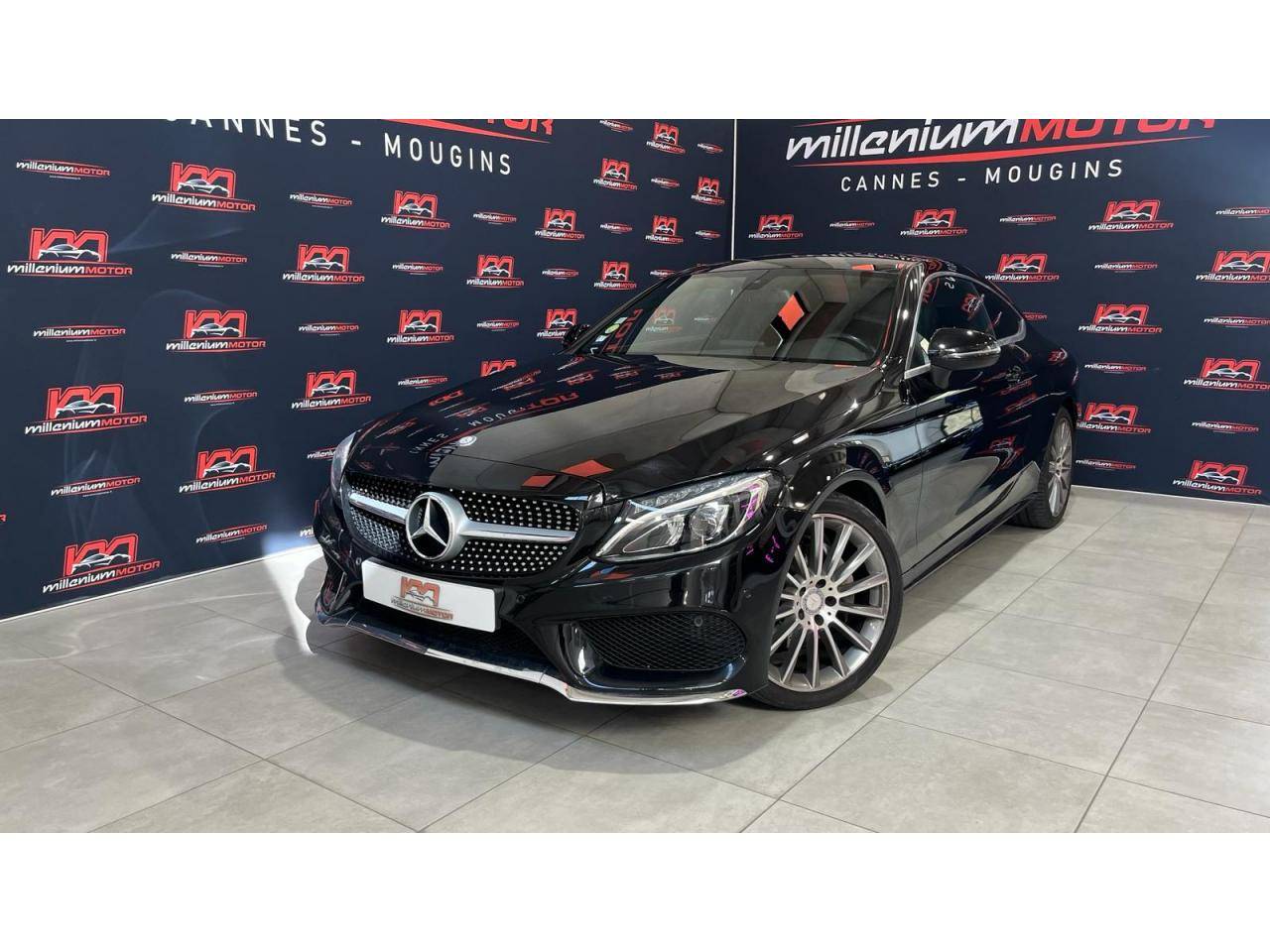 Annonce voiture clio 4 rs occasion à vendre Cannes 06150