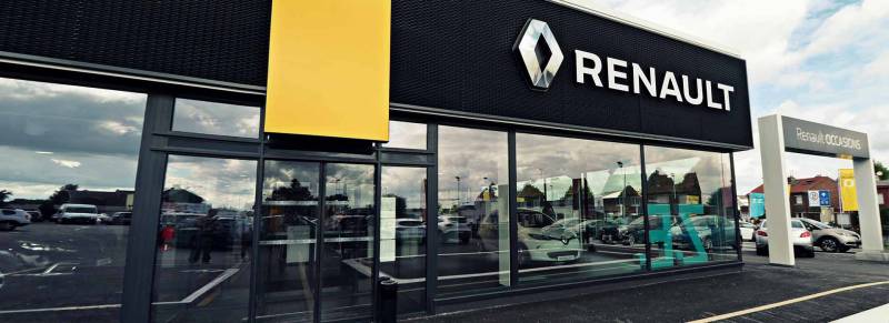 ACHAT REVENTE VEHICULES NEUFS OCCASION Mougins sur la cote d'azur et dans les Alpes maritimes prés de Cannes RENAULT