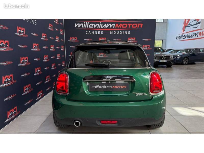 VOITURE D'OCCASION ANTIBES