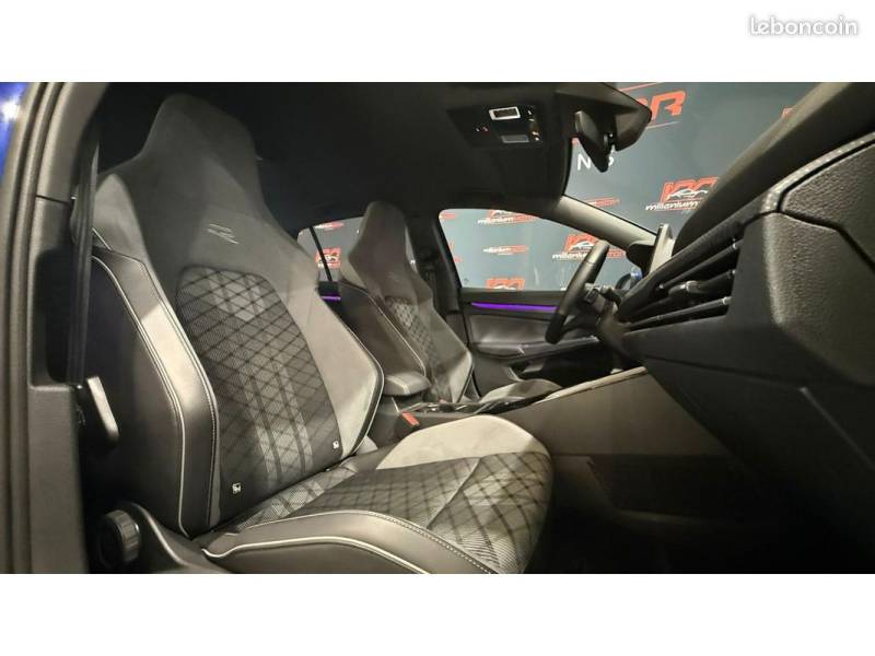 DEPOT VENTE AUTOMOBILE AUTOUR DE MOI