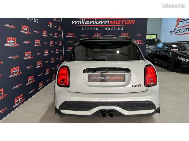 DEPOT VENTE AUTOMOBILE AUTOUR DE MOI