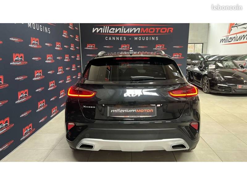 DEPOT VENTE AUTOMOBILE AUTOUR DE MOI