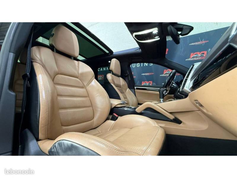 VOITURE D'OCCASION GRASSE